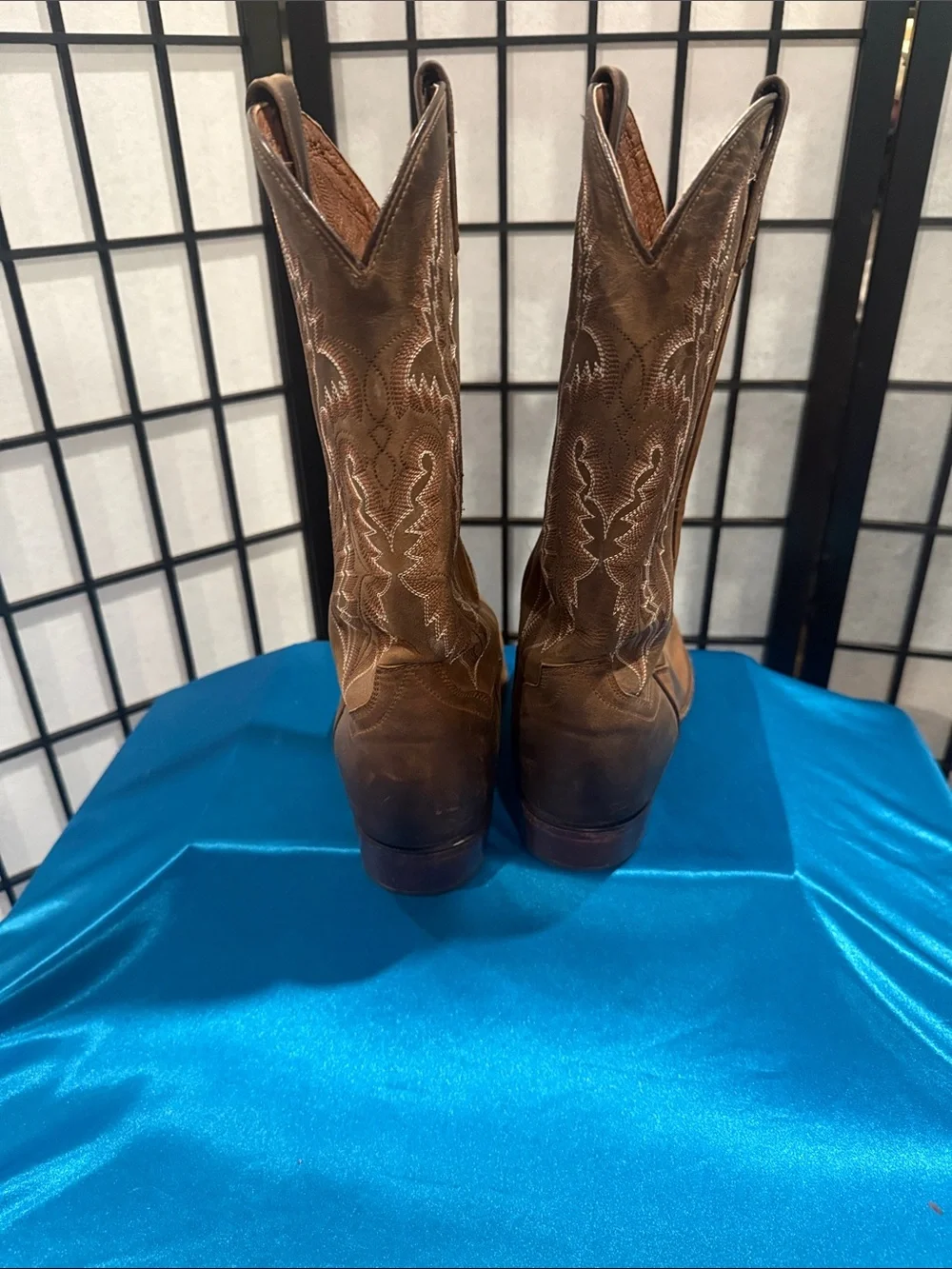 Vintage  Classic Tony lama Brown Western Cowboy Boots